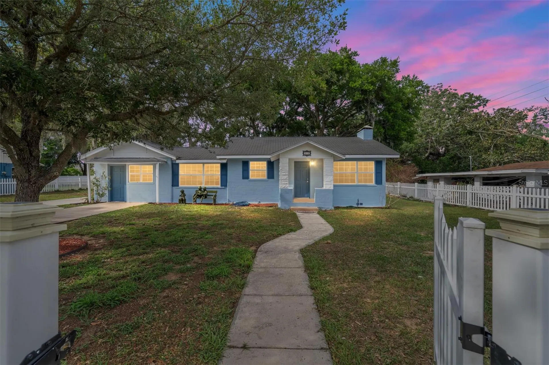 111 E Charlotte Avenue Eustis FL 32726