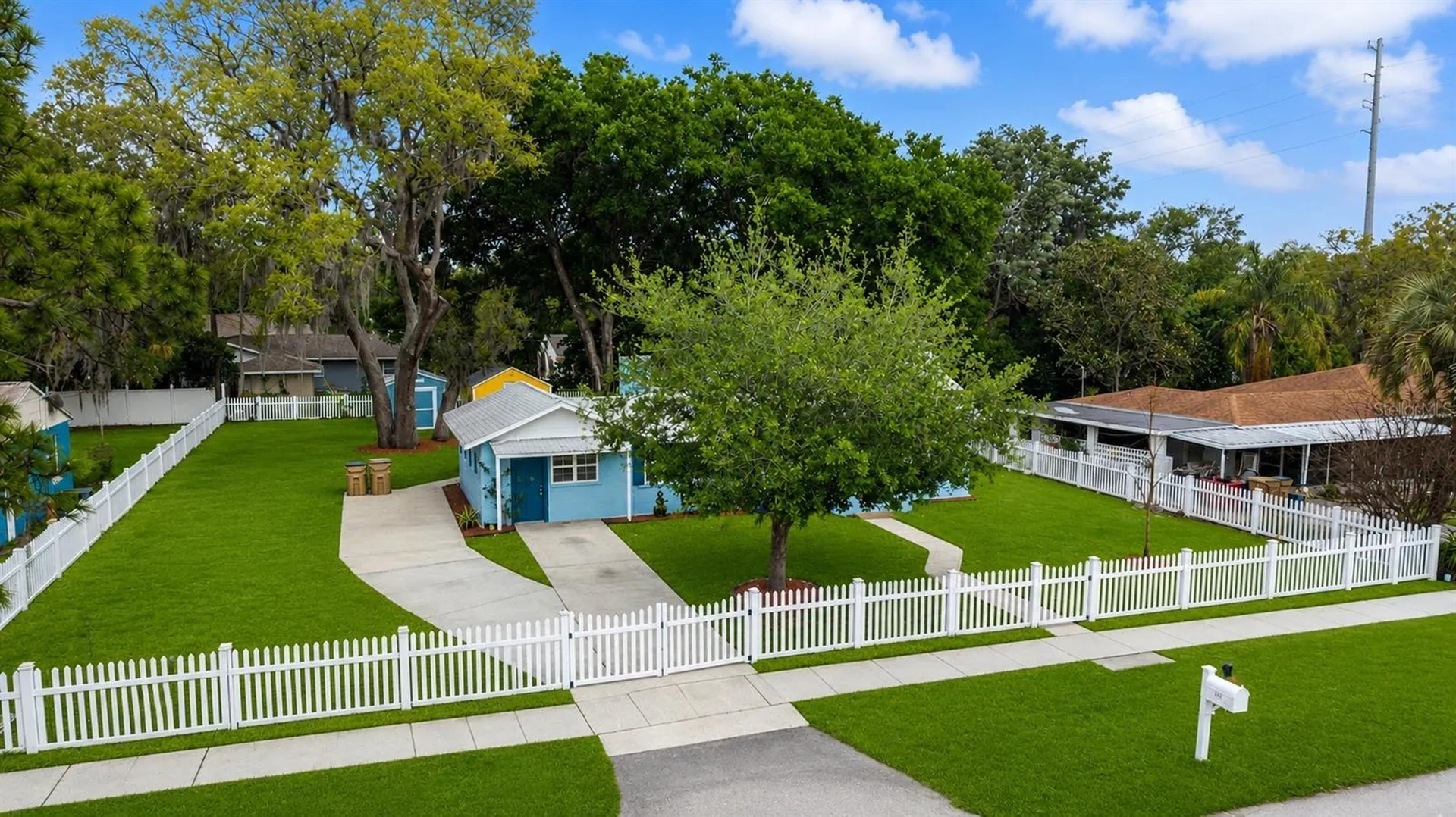 111 E Charlotte Avenue Eustis FL 32726