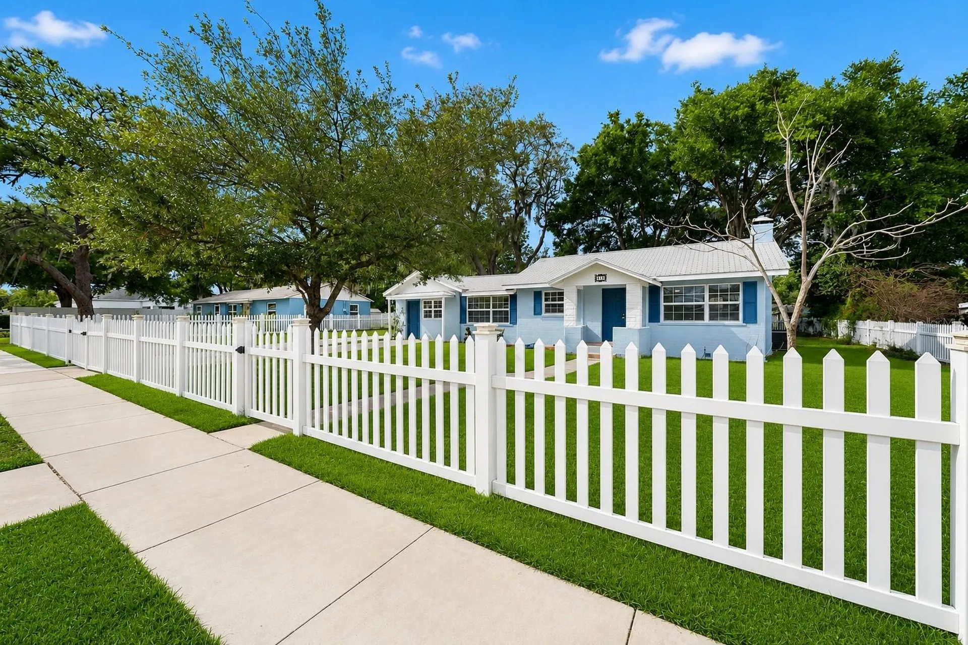 111 E Charlotte Avenue Eustis FL 32726