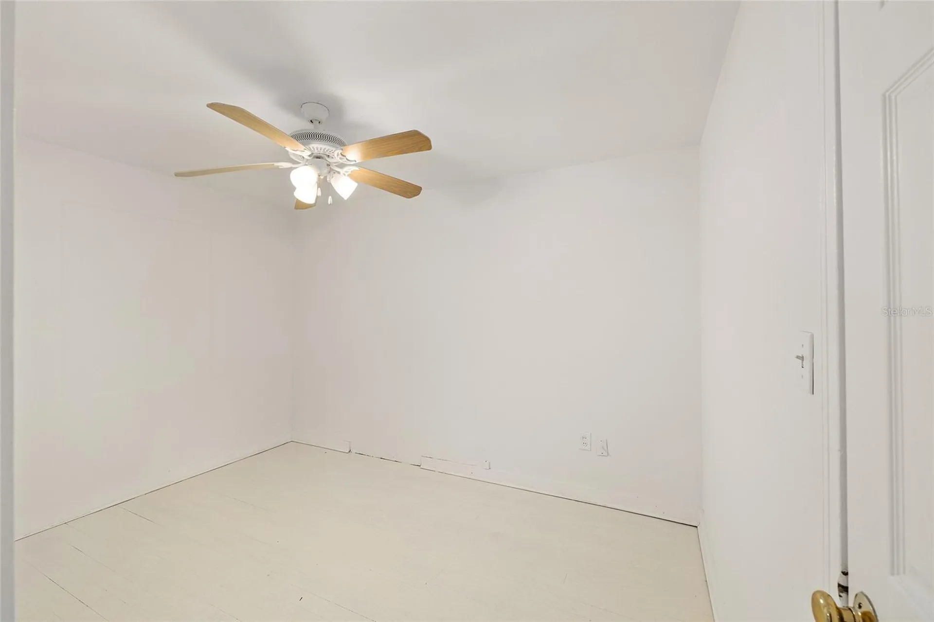 111 E Charlotte Avenue Eustis FL 32726