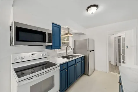 111 E Charlotte Avenue Eustis FL 32726