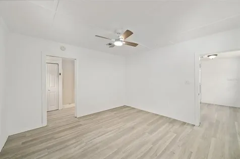 111 E Charlotte Avenue Eustis FL 32726