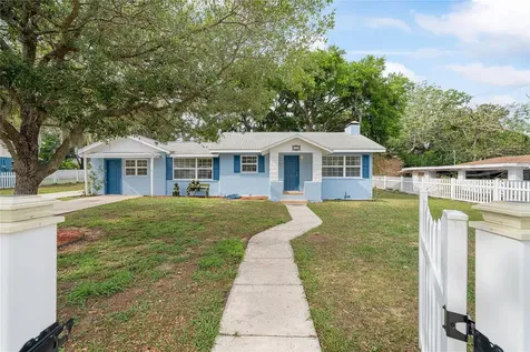 111 E Charlotte Avenue Eustis FL 32726