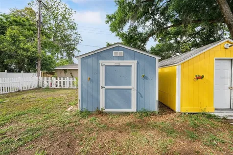 111 E Charlotte Avenue Eustis FL 32726