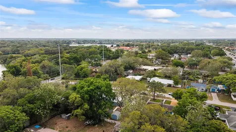 111 E Charlotte Avenue Eustis FL 32726