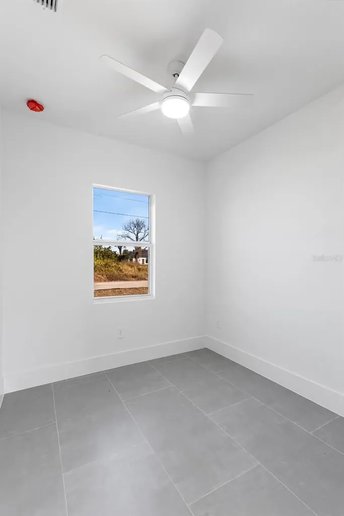 1035 Barcelona Street E Lehigh Acres FL 33974