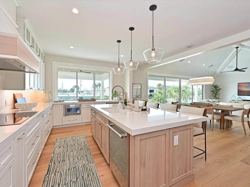 303 55th Street Holmes Beach FL 34217