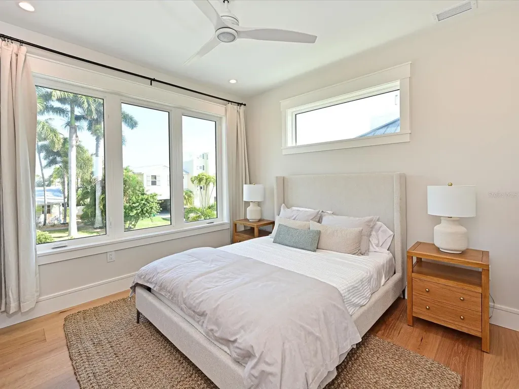 303 55th Street Holmes Beach FL 34217