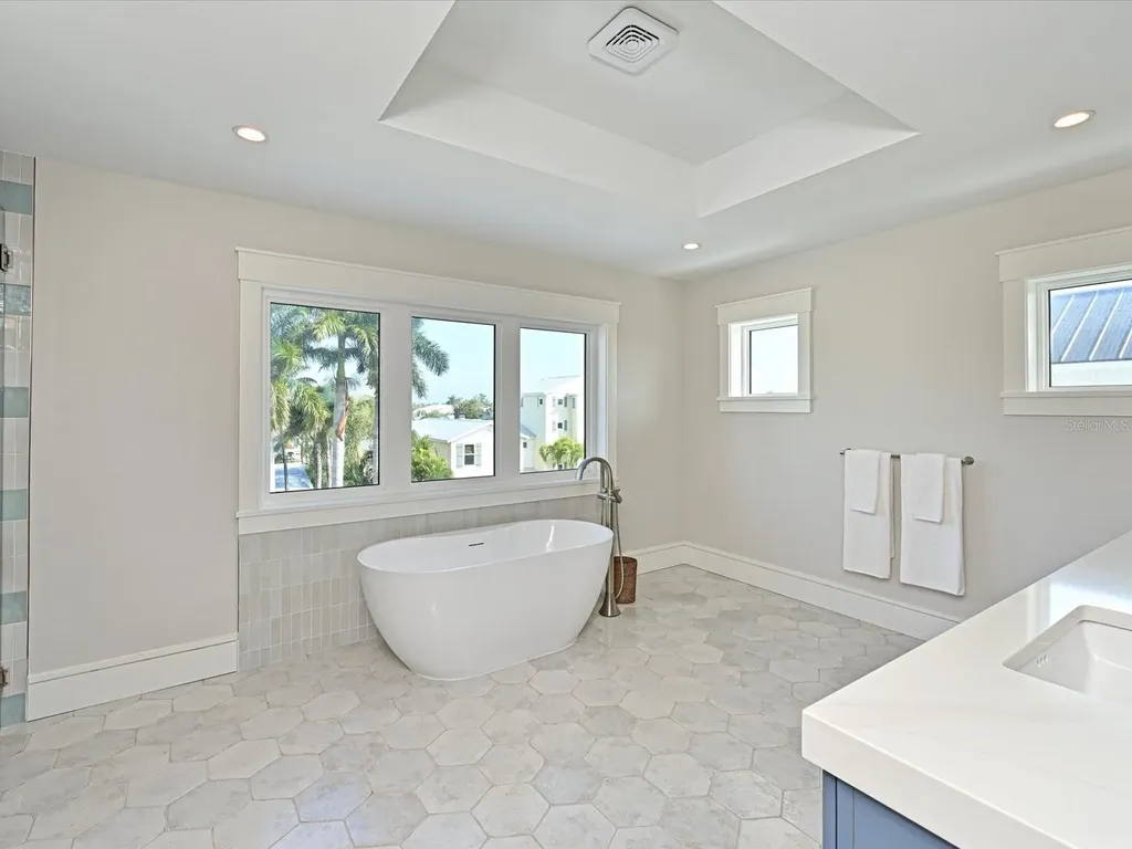 303 55th Street Holmes Beach FL 34217