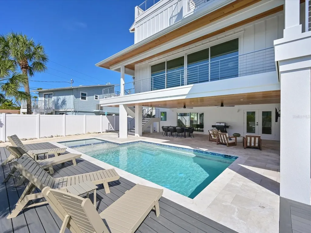 303 55th Street Holmes Beach FL 34217