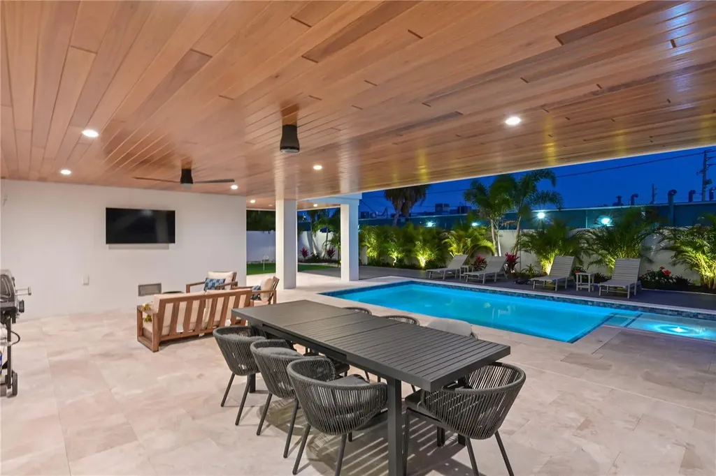 303 55th Street Holmes Beach FL 34217