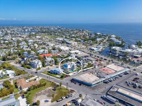 303 55th Street Holmes Beach FL 34217