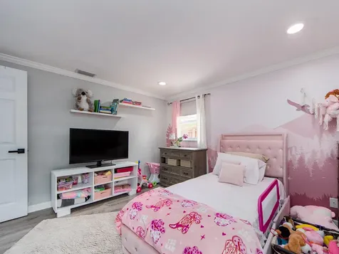 3566 7th Avenue SE Largo FL 33771