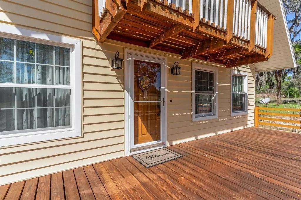 2917 Lake Griffin Road Lady Lake FL 32159