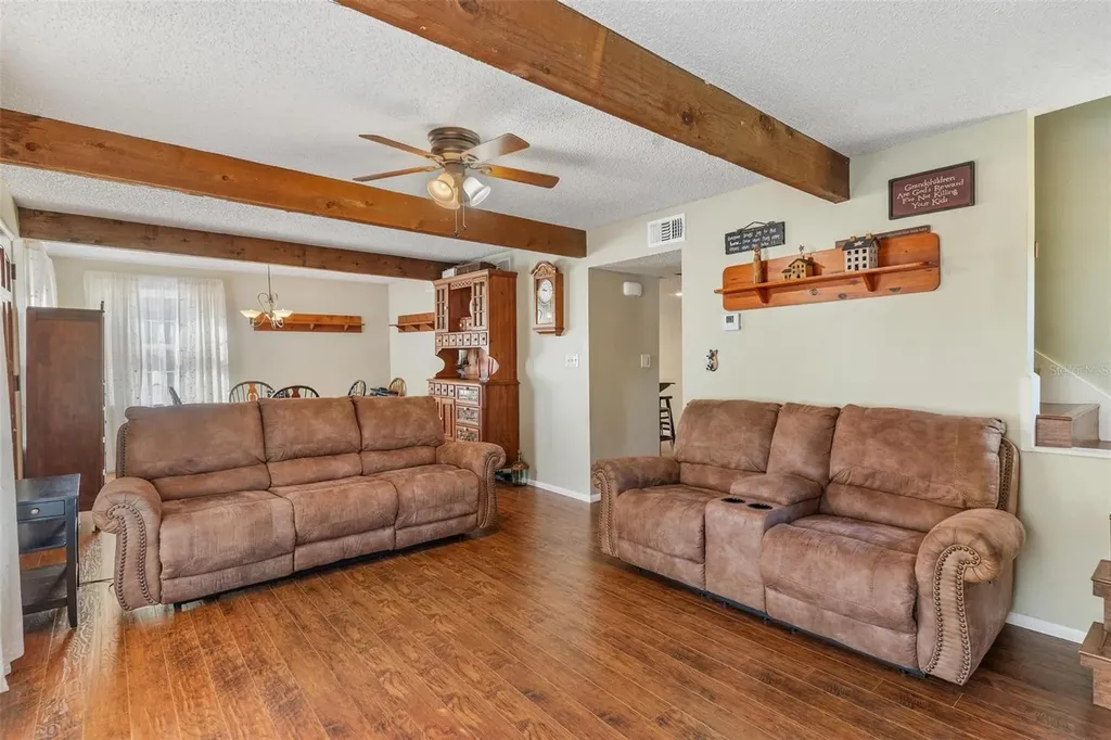 2917 Lake Griffin Road Lady Lake FL 32159