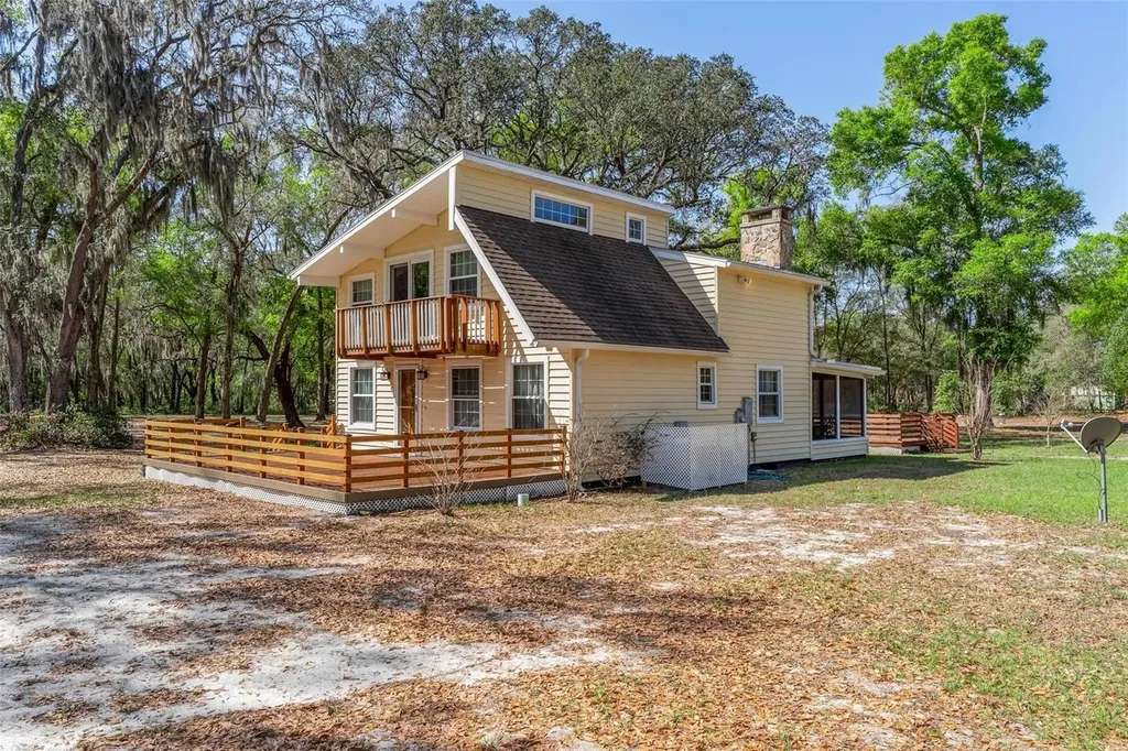 2917 Lake Griffin Road Lady Lake FL 32159