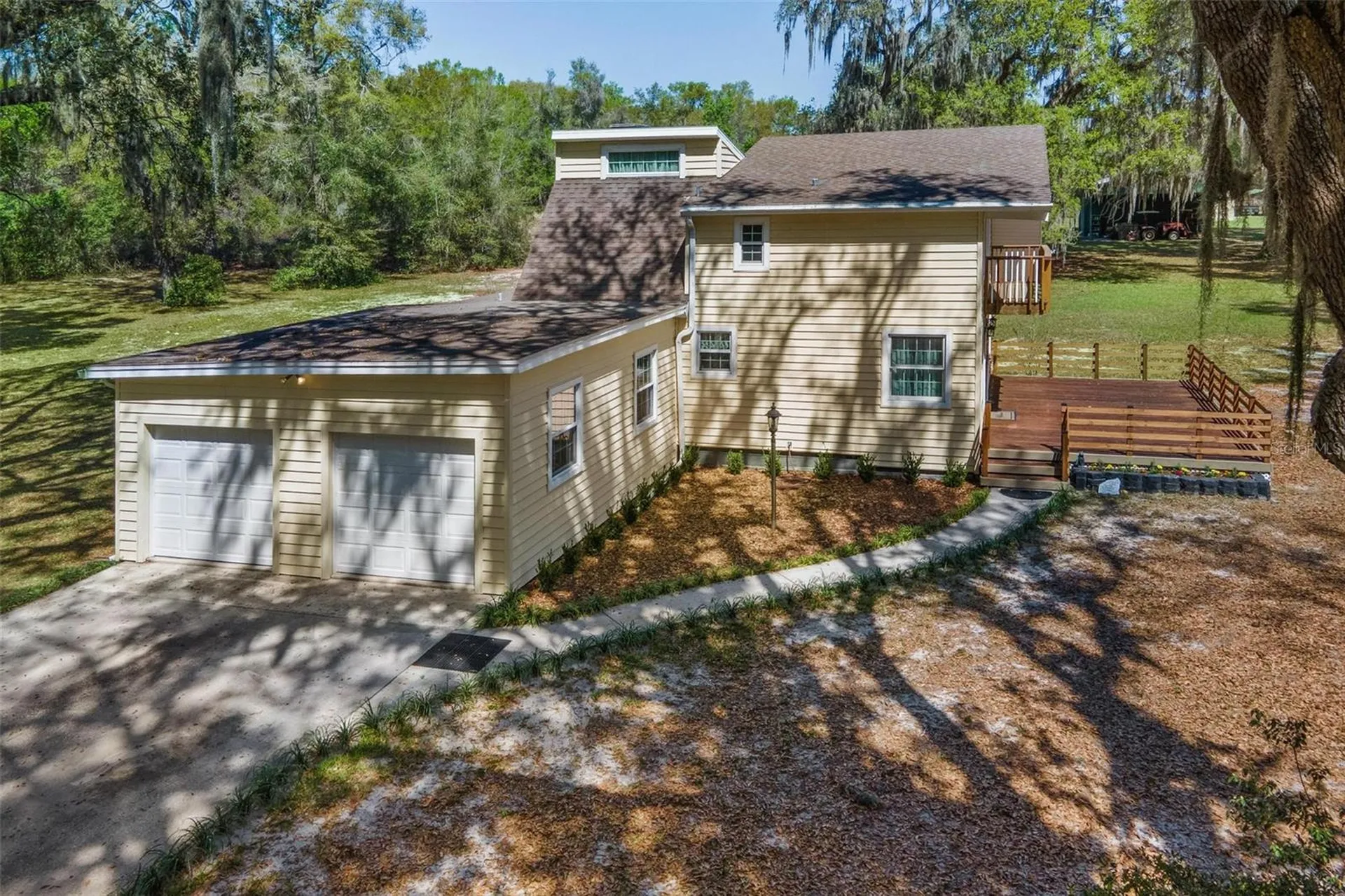 2917 Lake Griffin Road Lady Lake FL 32159