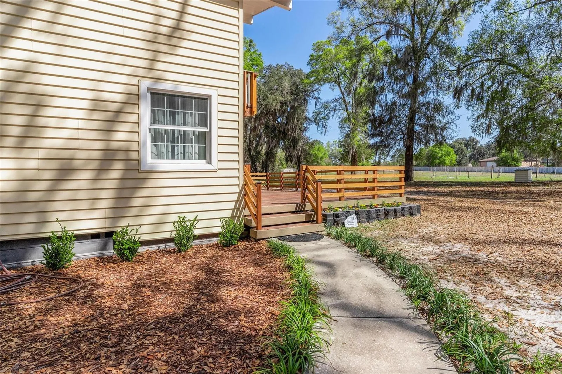 2917 Lake Griffin Road Lady Lake FL 32159