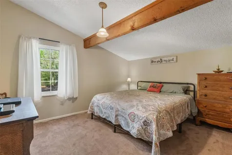 2917 Lake Griffin Road Lady Lake FL 32159