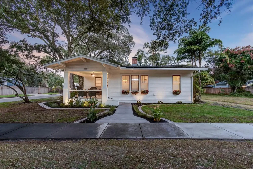 1201 S Palmetto Avenue Sanford FL 32771