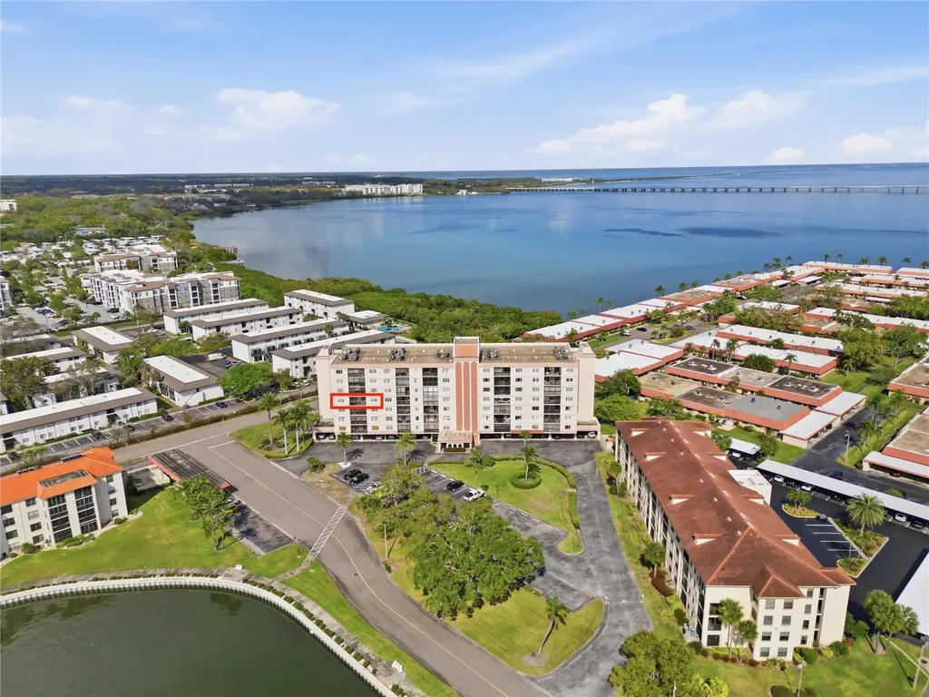 19029 Us Highway 19 N Clearwater FL 33764