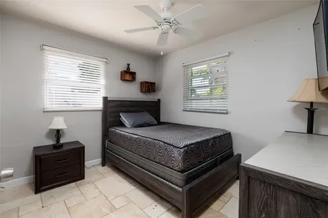 9665 2nd Street N St Petersburg FL 33702
