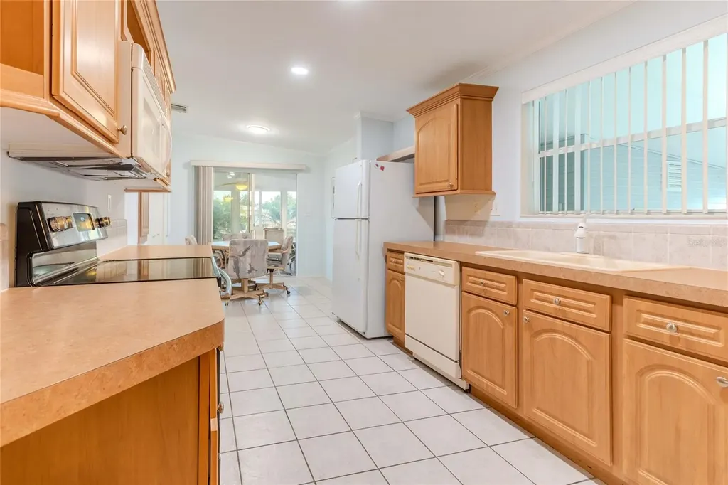 2100 Kings Highway Punta Gorda FL 33980