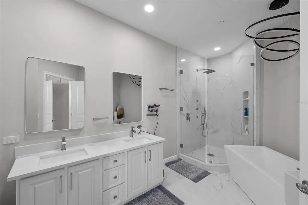 449 S 12th Street Tampa FL 33602