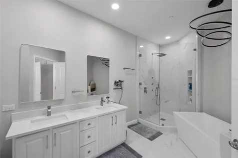 449 S 12th Street Tampa FL 33602