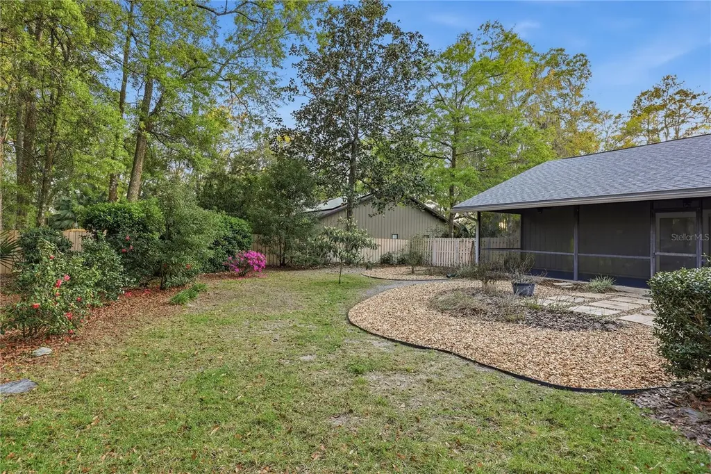 833 NW 45th Terrace Gainesville FL 32605