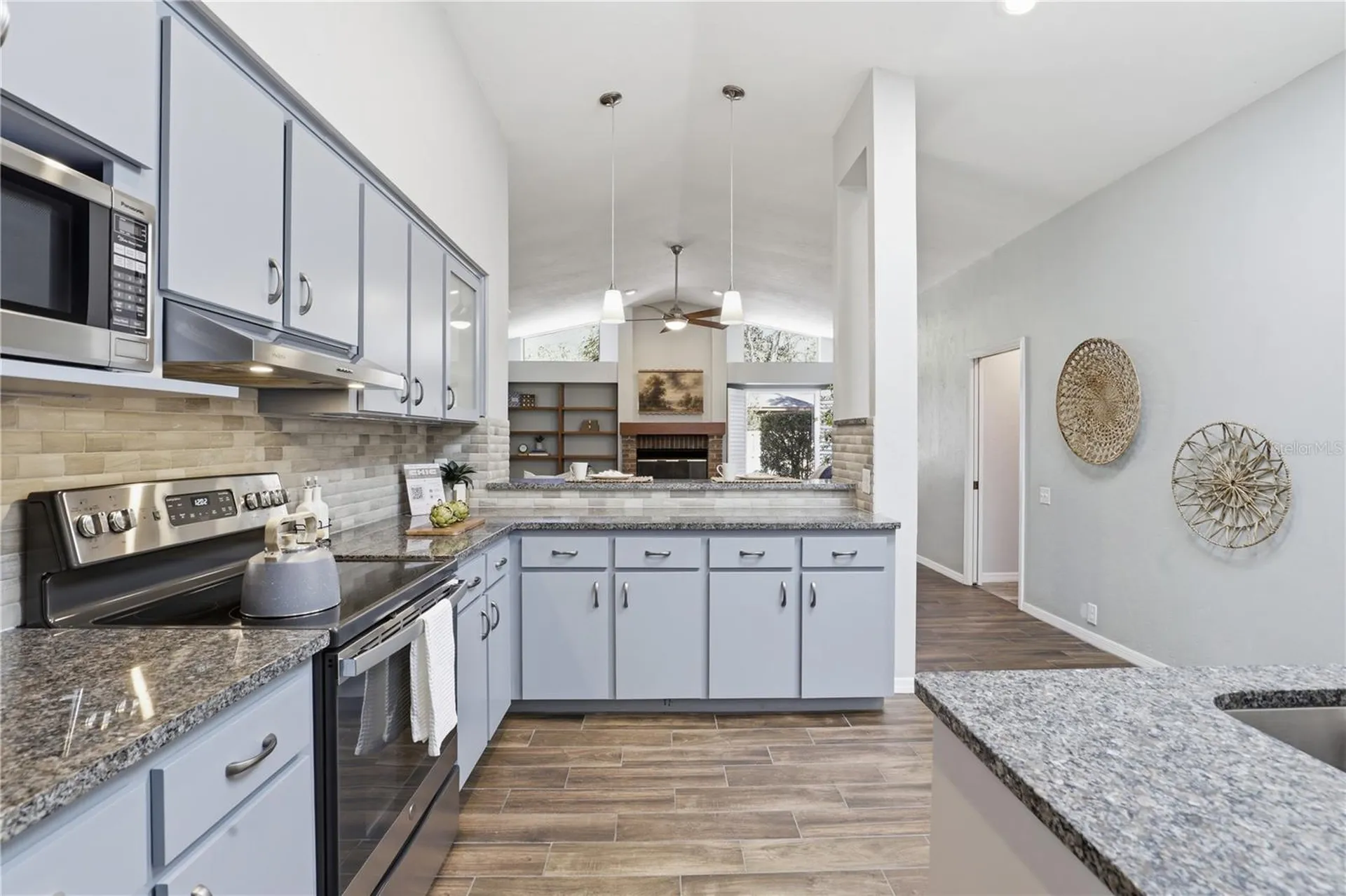 833 NW 45th Terrace Gainesville FL 32605