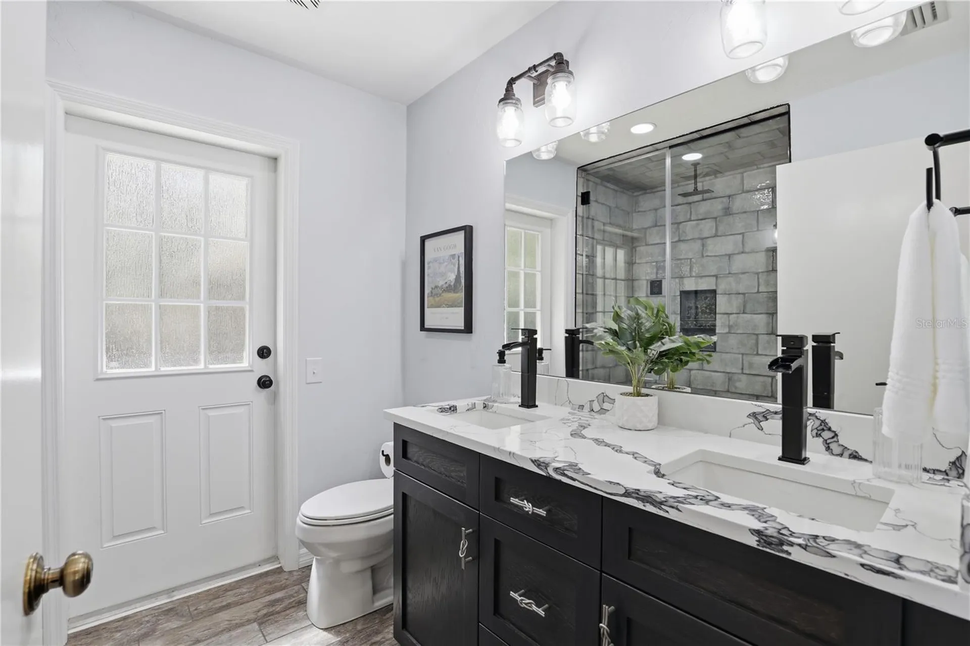 833 NW 45th Terrace Gainesville FL 32605