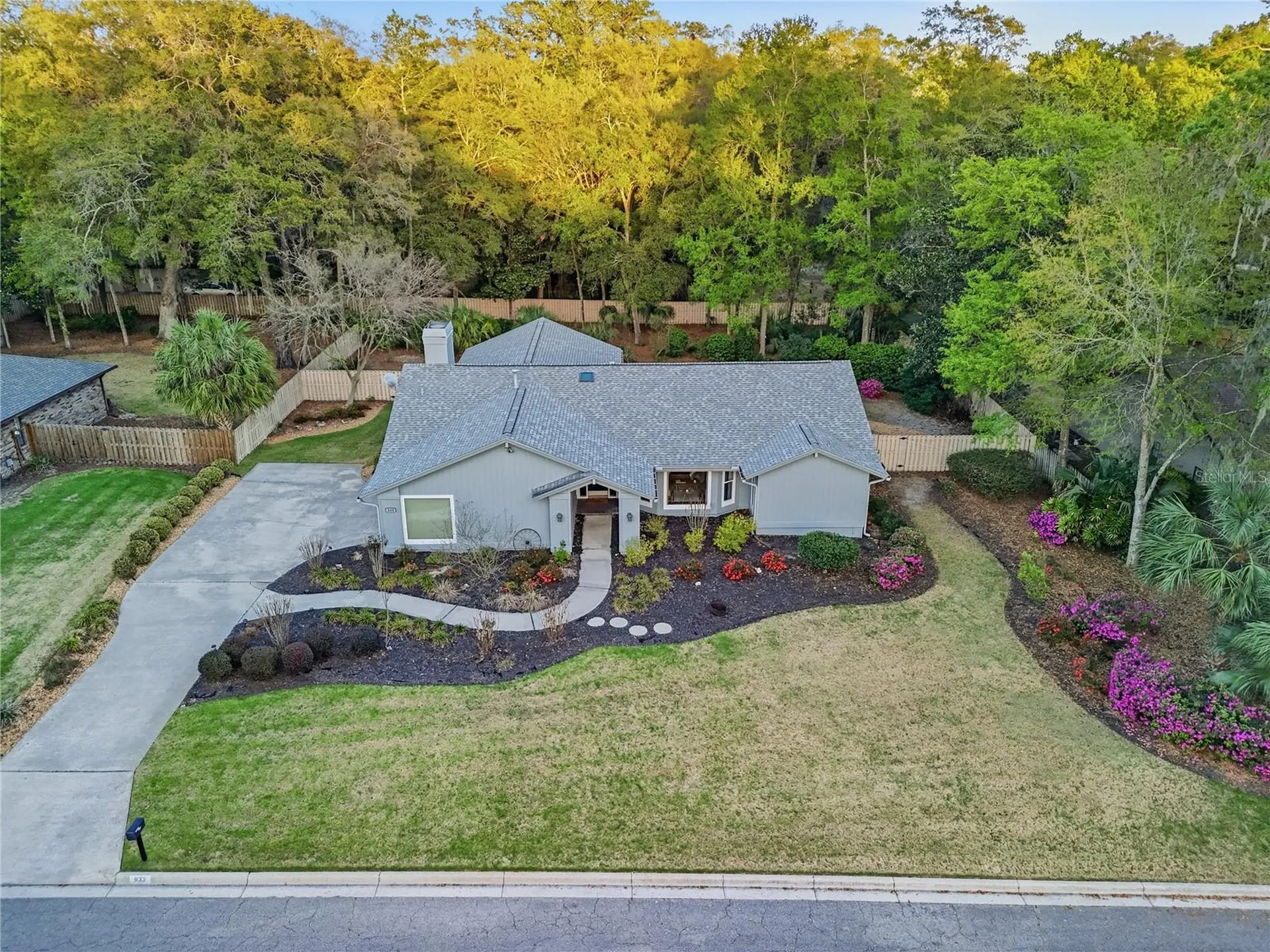 833 NW 45th Terrace Gainesville FL 32605