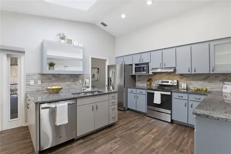 833 NW 45th Terrace Gainesville FL 32605