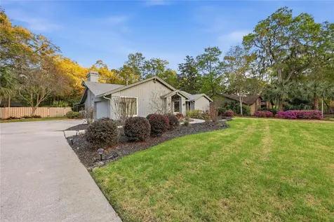 833 NW 45th Terrace Gainesville FL 32605
