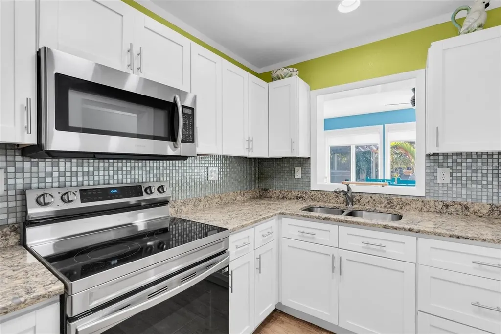 137 Pennsylvania Avenue Palm Harbor FL 34683