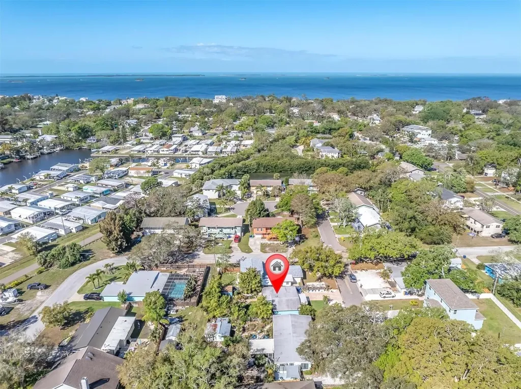 137 Pennsylvania Avenue Palm Harbor FL 34683