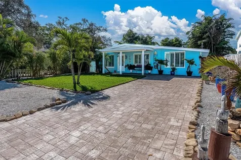 137 Pennsylvania Avenue Palm Harbor FL 34683