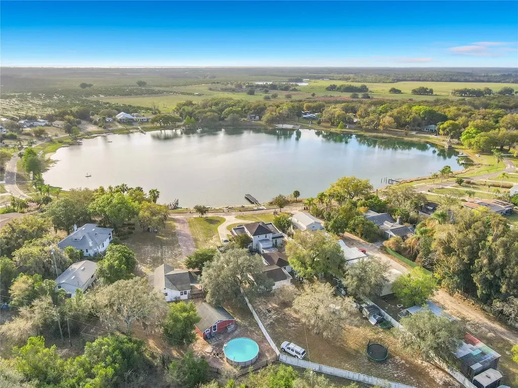 1124 Saint Anne Shrine Road Lake Wales FL 33898