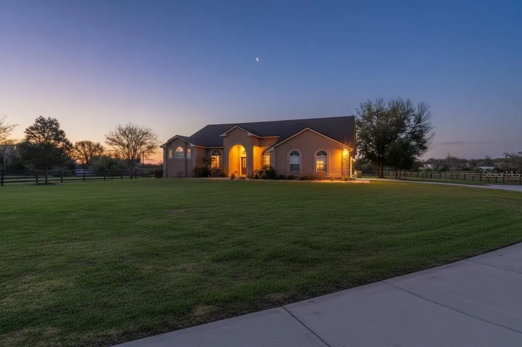 10616 Old Grove Road Clermont FL 34711