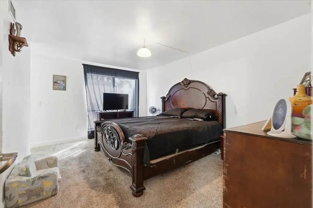 1836 N Crystal Lake Drive Lakeland FL 33801