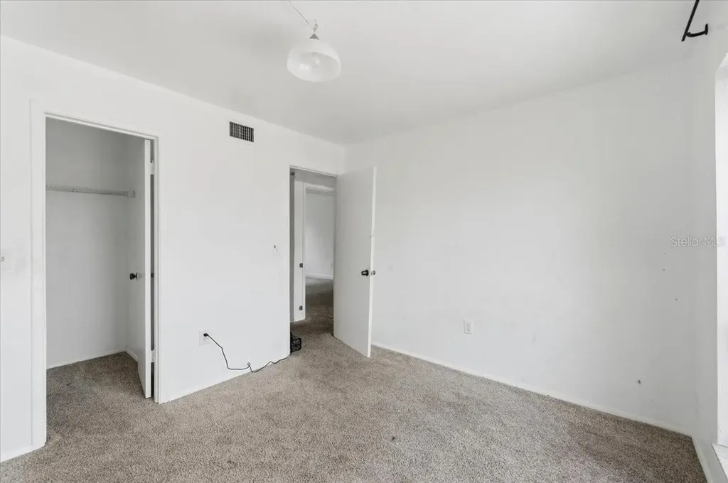 1836 N Crystal Lake Drive Lakeland FL 33801