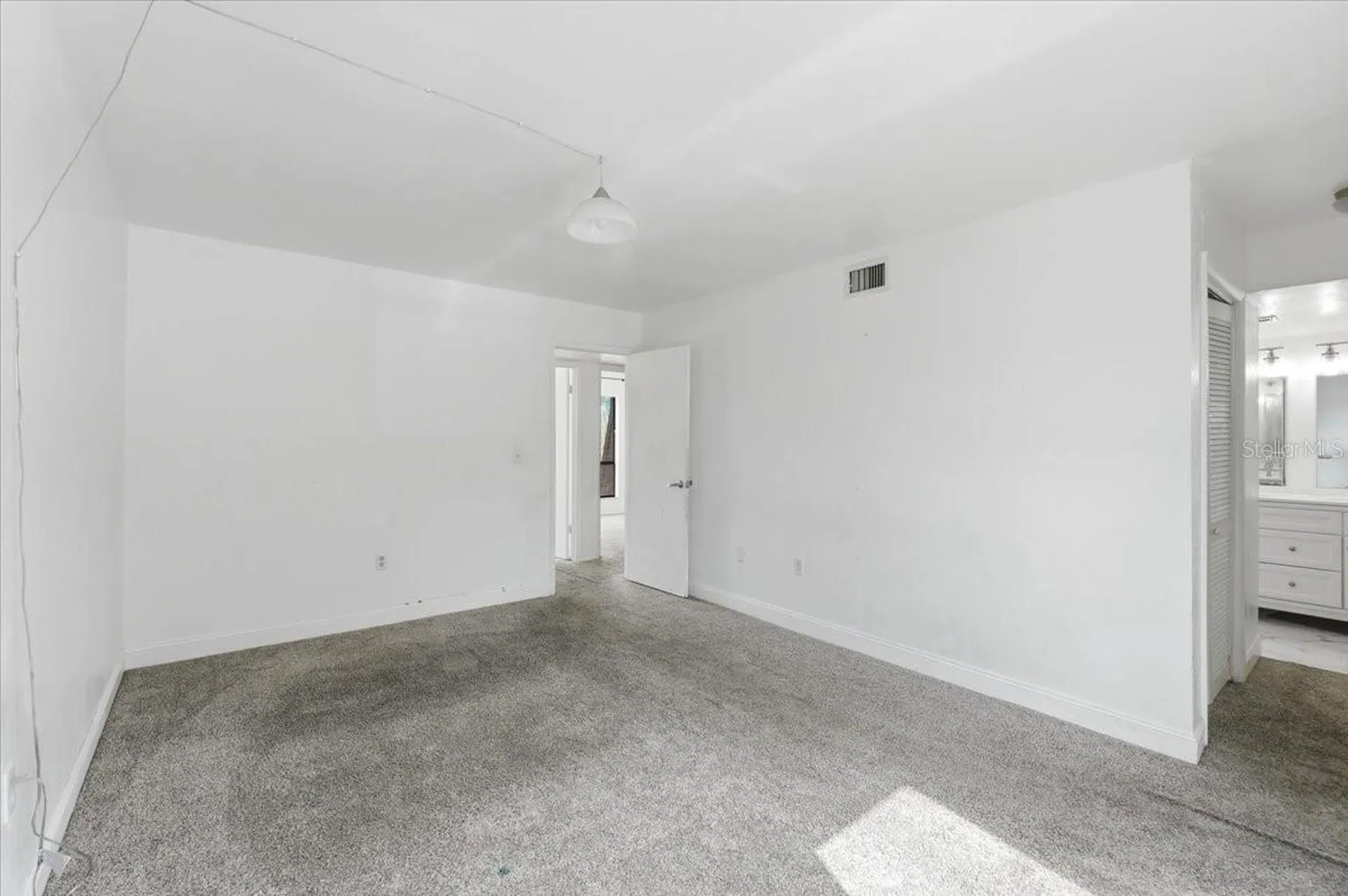 1836 N Crystal Lake Drive Lakeland FL 33801