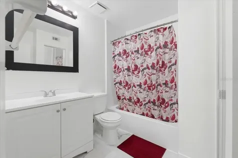 1836 N Crystal Lake Drive Lakeland FL 33801