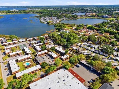 1836 N Crystal Lake Drive Lakeland FL 33801