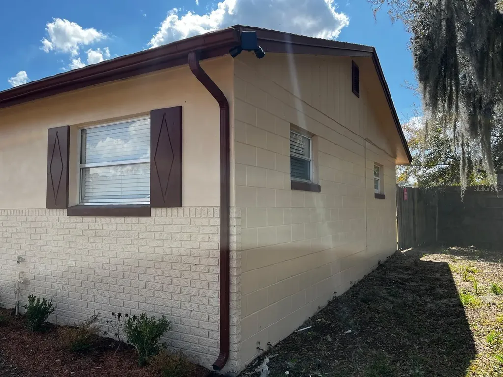 4810 Leprechaun Way Orlando FL 32808