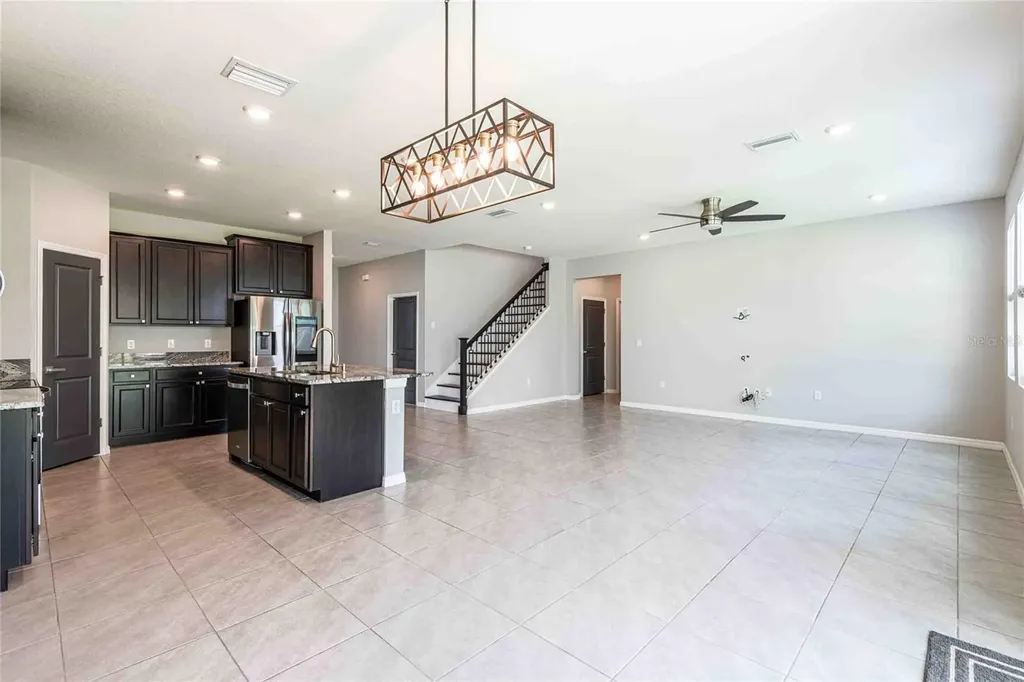 16620 Mooner Plank Circle Wimauma FL 33598
