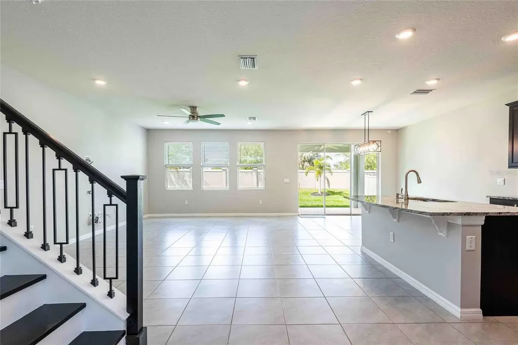 16620 Mooner Plank Circle Wimauma FL 33598
