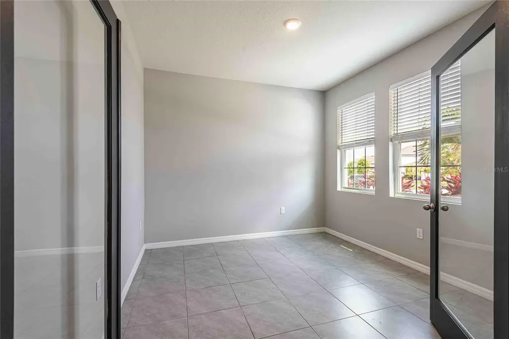 16620 Mooner Plank Circle Wimauma FL 33598