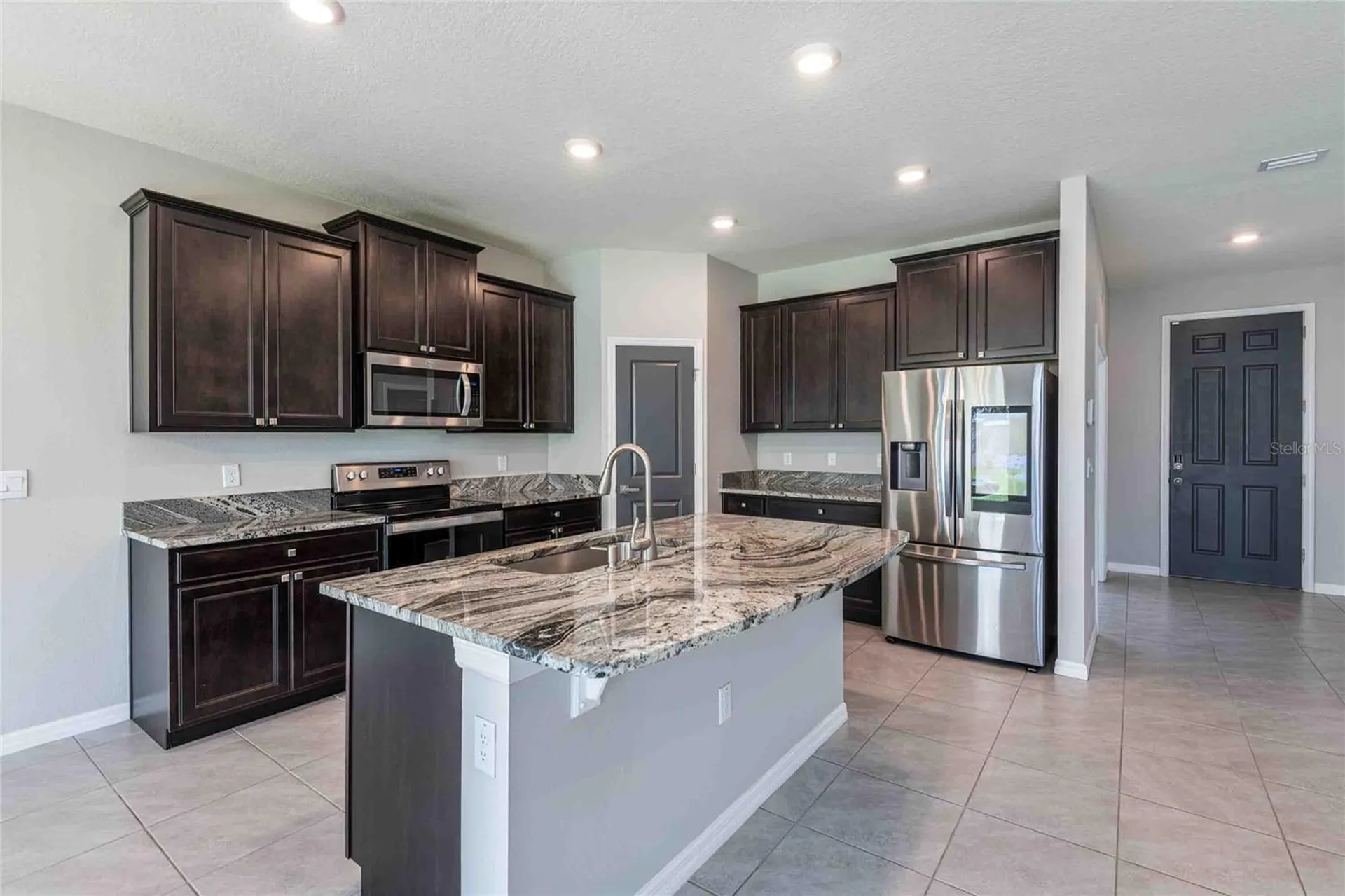 16620 Mooner Plank Circle Wimauma FL 33598